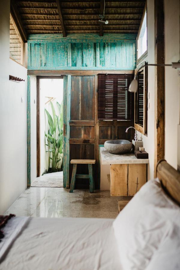 Kalyssa Beach Bungalows เปมูเตรัน ภายนอก รูปภาพ