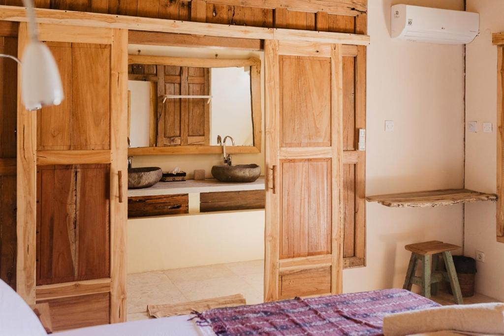 Kalyssa Beach Bungalows เปมูเตรัน ภายนอก รูปภาพ