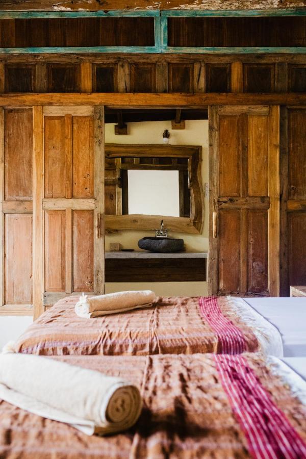 Kalyssa Beach Bungalows เปมูเตรัน ภายนอก รูปภาพ